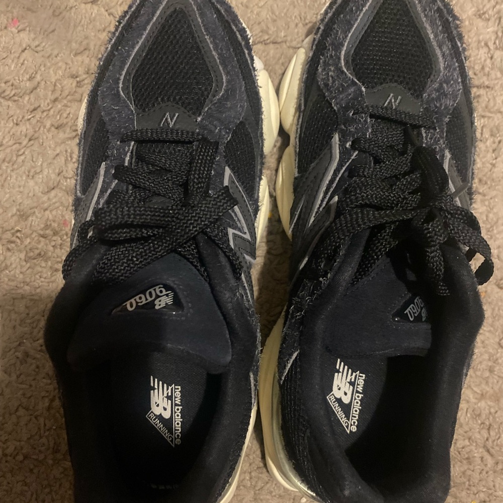 New Balance 9060 Black and Cream Sneakers Men’s 9.5, Women’s 11